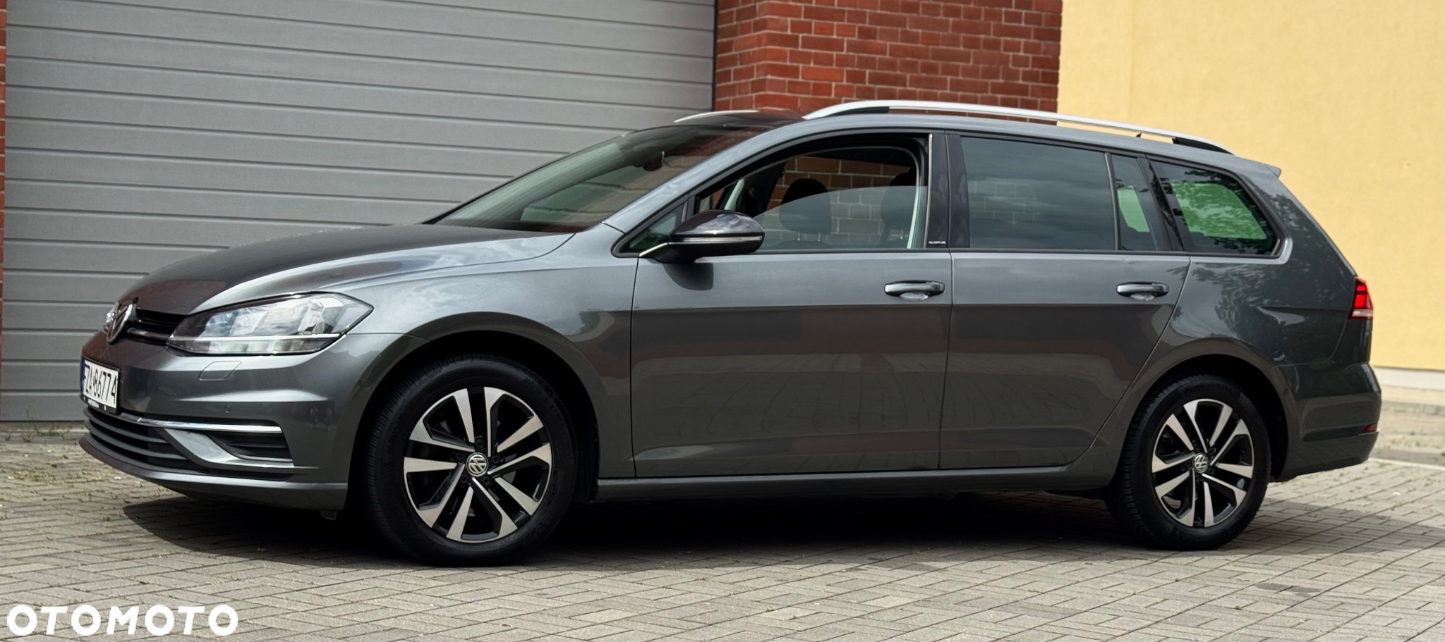 Volkswagen Golf 2.0 TDI SCR DSG IQ.DRIVE - 7