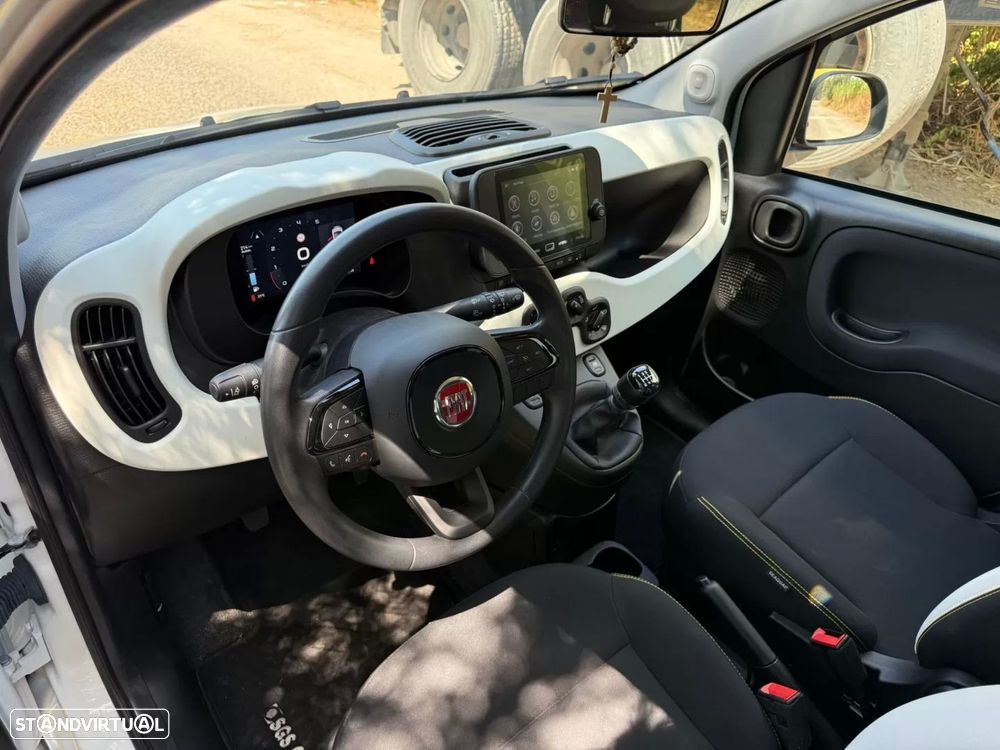 Fiat Panda 1.0 Hybrid Pandina - 24
