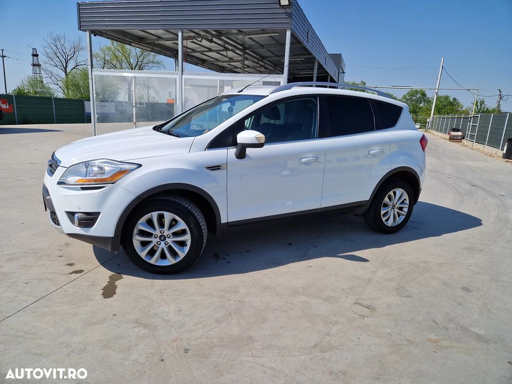 Ford Kuga 2.0 TDCi 2x4 Titanium - 5