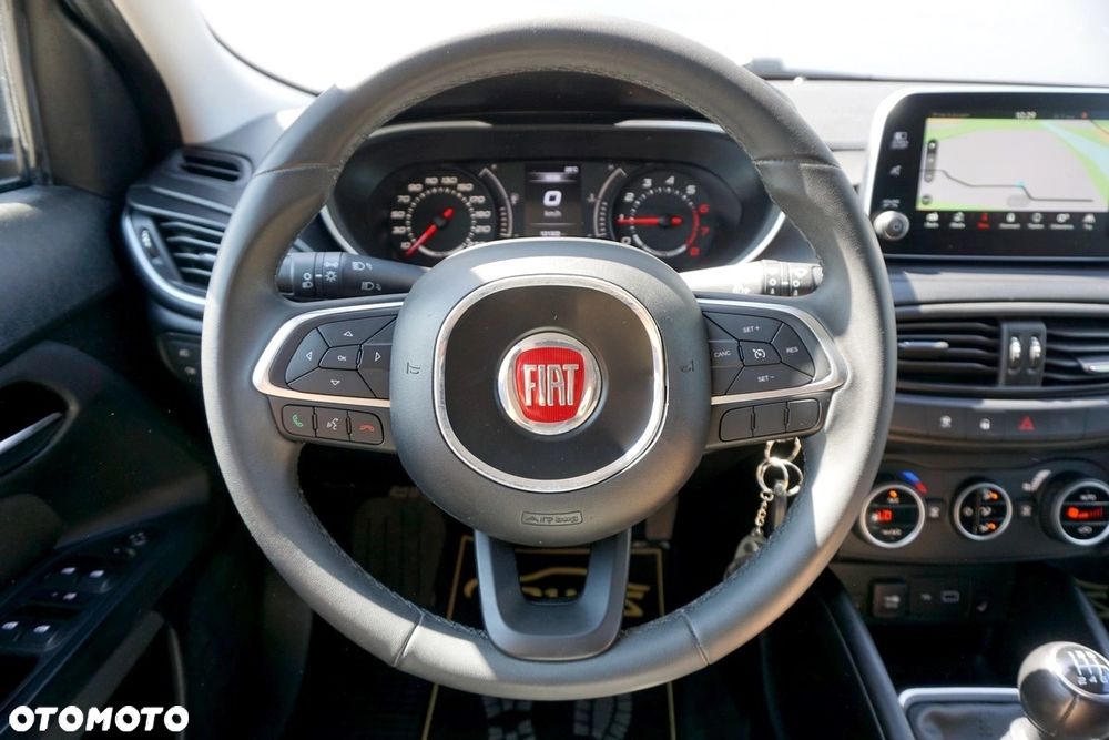 Fiat Tipo 1.4 16v Lounge EU6d - 26