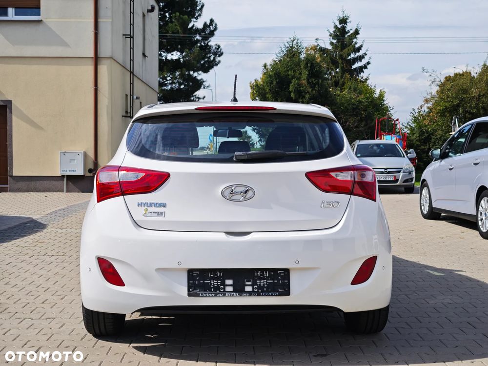 Hyundai i30 1.4 Fifa World Cup Edition - 6