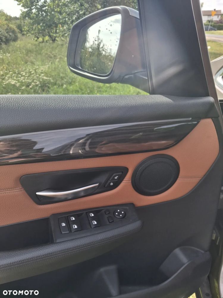 BMW Seria 2 220i Luxury Line - 9