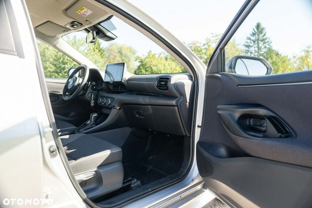 Toyota Yaris 1.5 Style CVT - 26