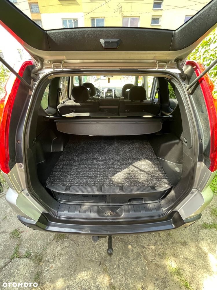 Nissan X-Trail 2.0 dCi XE - 13