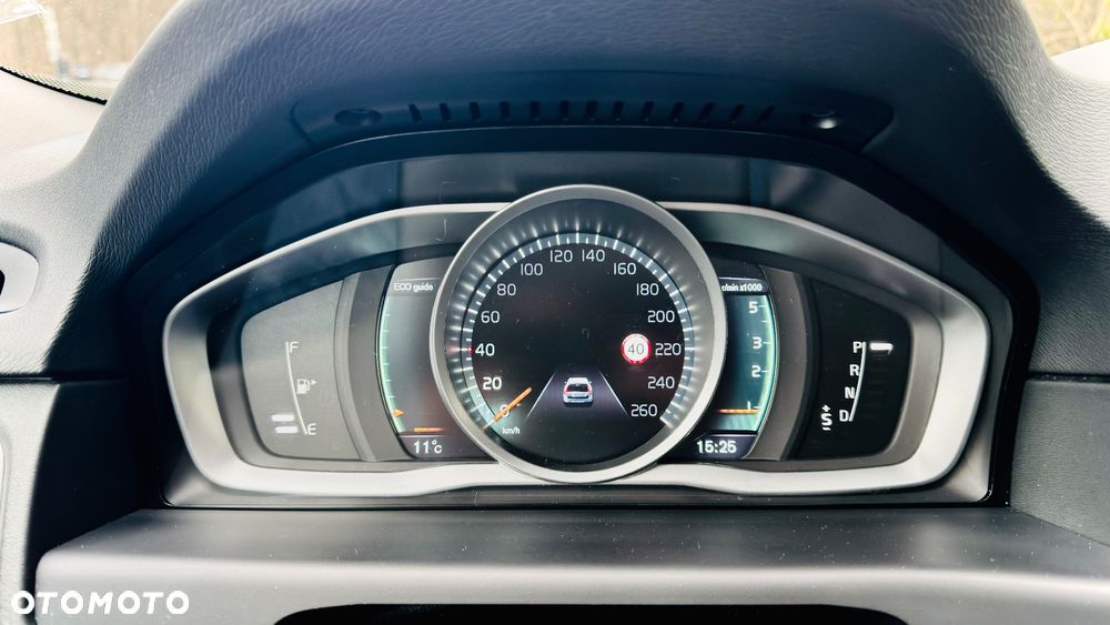 Volvo V70 D4 Drive-E Kinetic - 25