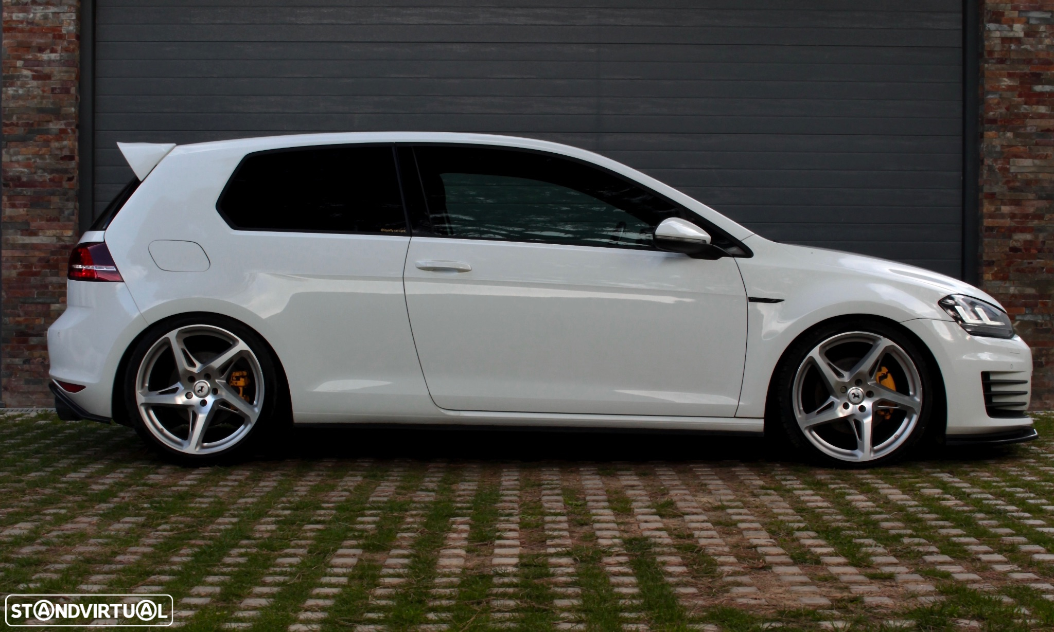 VW Golf 2.0 TSi GTi DSG - 9