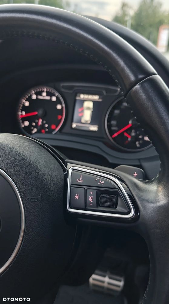 Audi Q3 2.0 TFSI Quattro Sport S tronic - 38