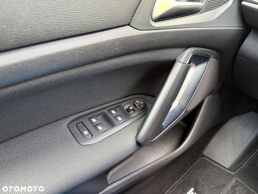 Peugeot 308 PureTech 130 GPF Stop & Start Allure Pack - 25