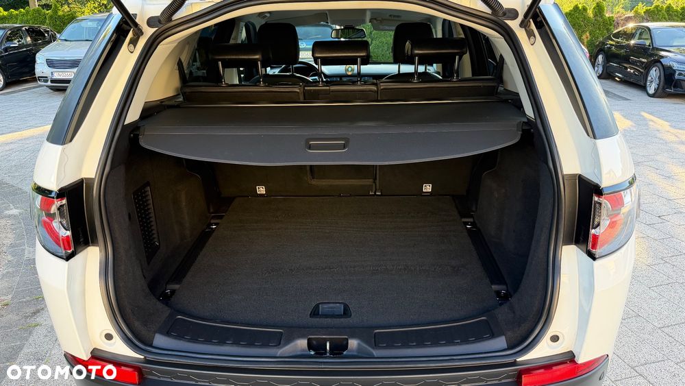 Land Rover Discovery Sport 2.0 eD4 HSE - 13