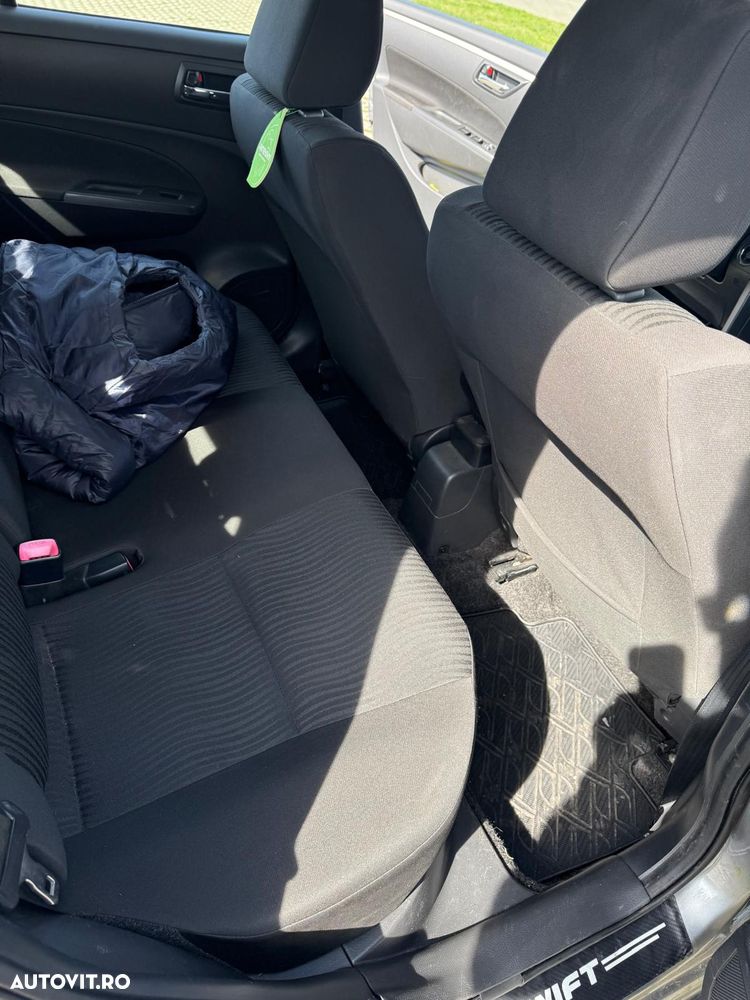 Suzuki Swift 1.2 GLX - 22