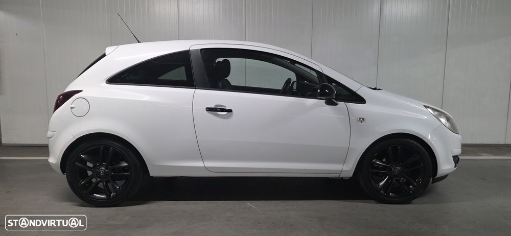 Opel Corsa 1.2 Black Edition - 12