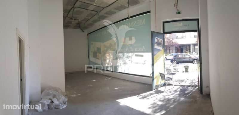 Loja com 53 m² em Paranhos | Rentabilidade Imediata | Possibilidade... - Grande imagem: 2/11