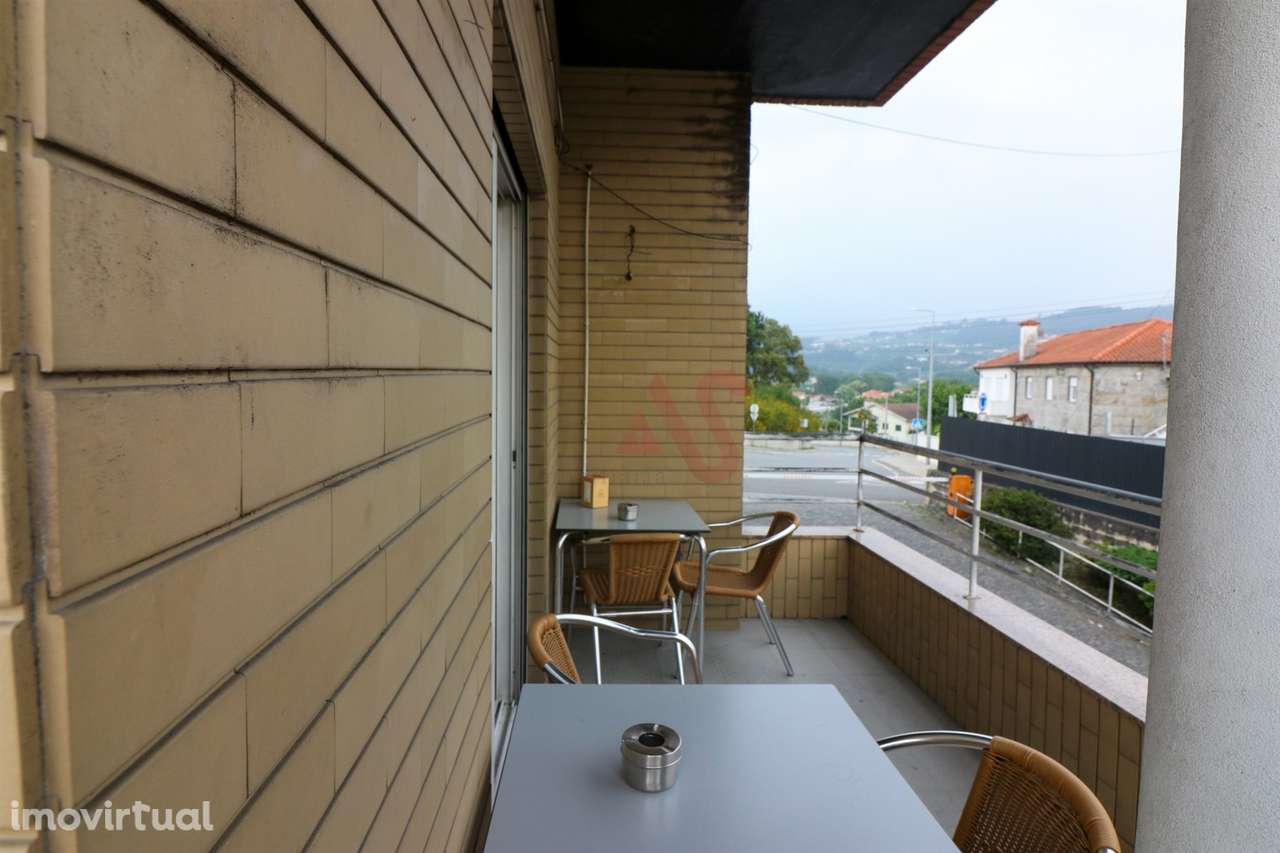 Trespasse de estabelecimento comercial com 197 m2 em Lagoas, Santo Adr - Grande imagem: 4/34