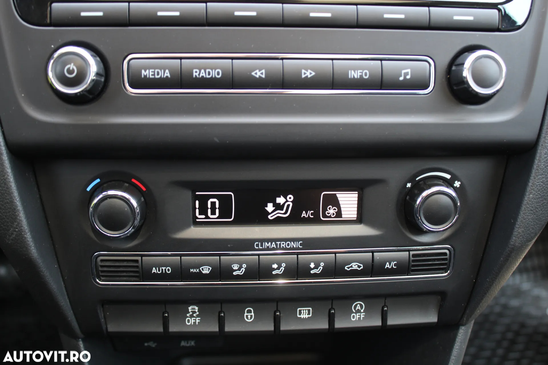 Skoda RAPID Spaceback 1.2 TSI Ambition - 9