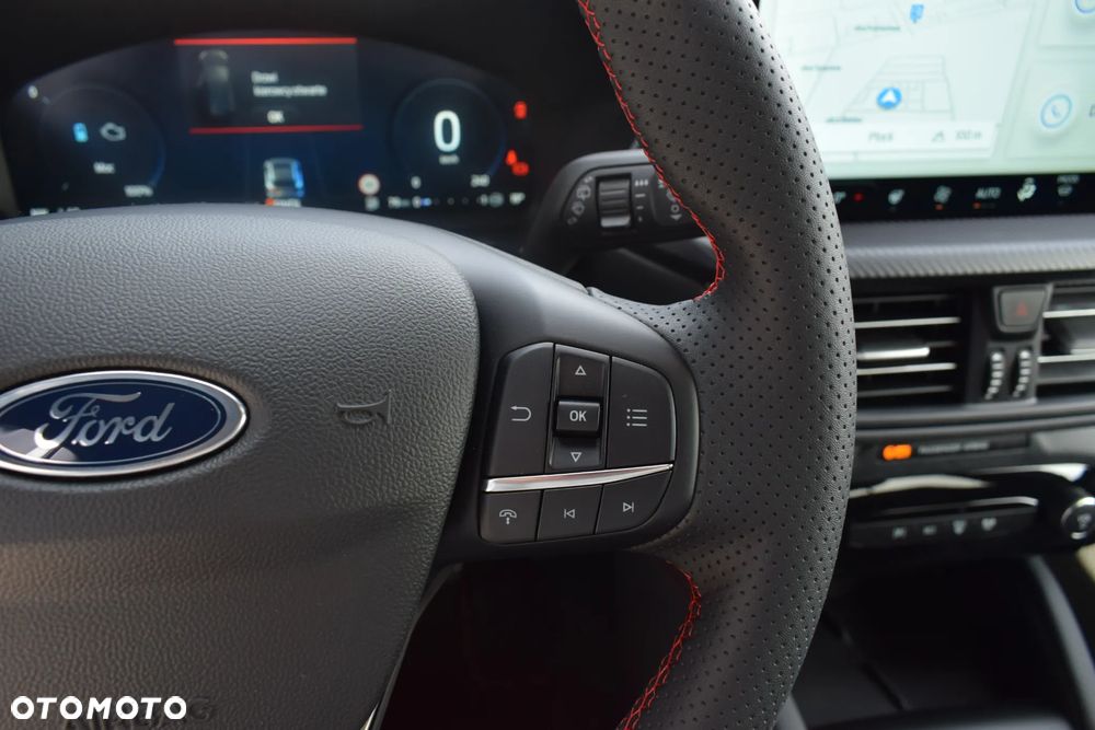 Ford Kuga 1.5 EcoBoost FWD ST-Line X - 11