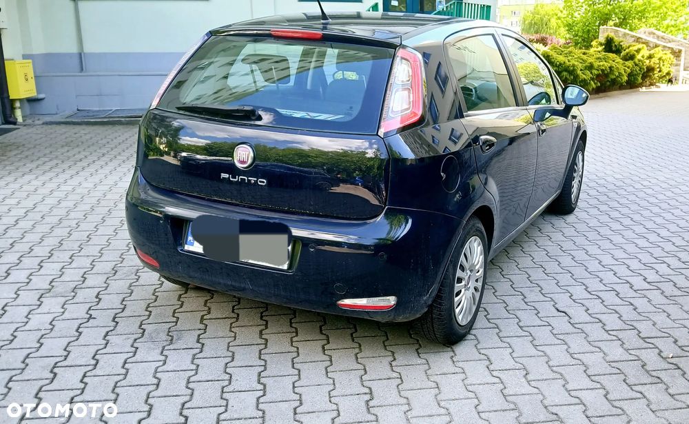 Fiat Punto 1.2 Young - 2