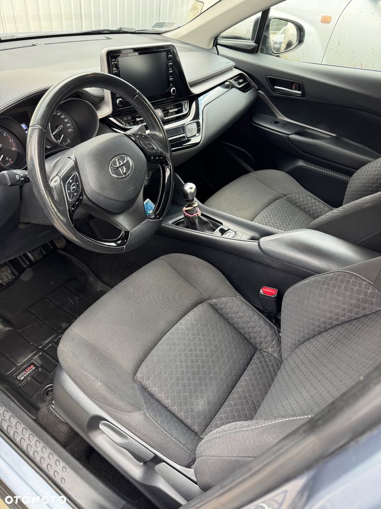 Toyota C-HR 1.2 T Dynamic - 22