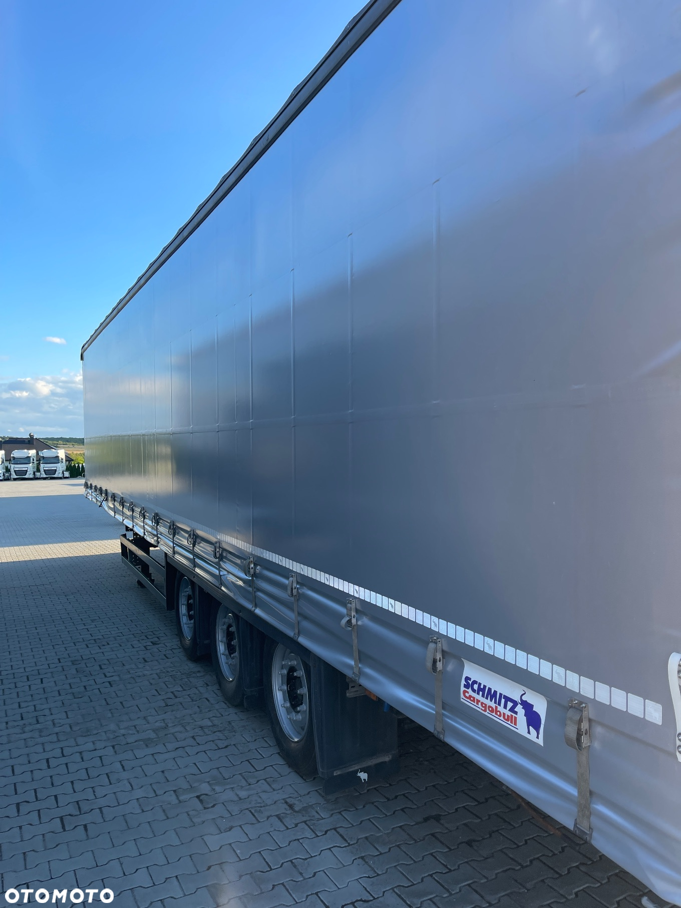 Schmitz Cargobull Varios Mega Podnoszony Dach Nowe Plandeki i Dach 2016 - 3