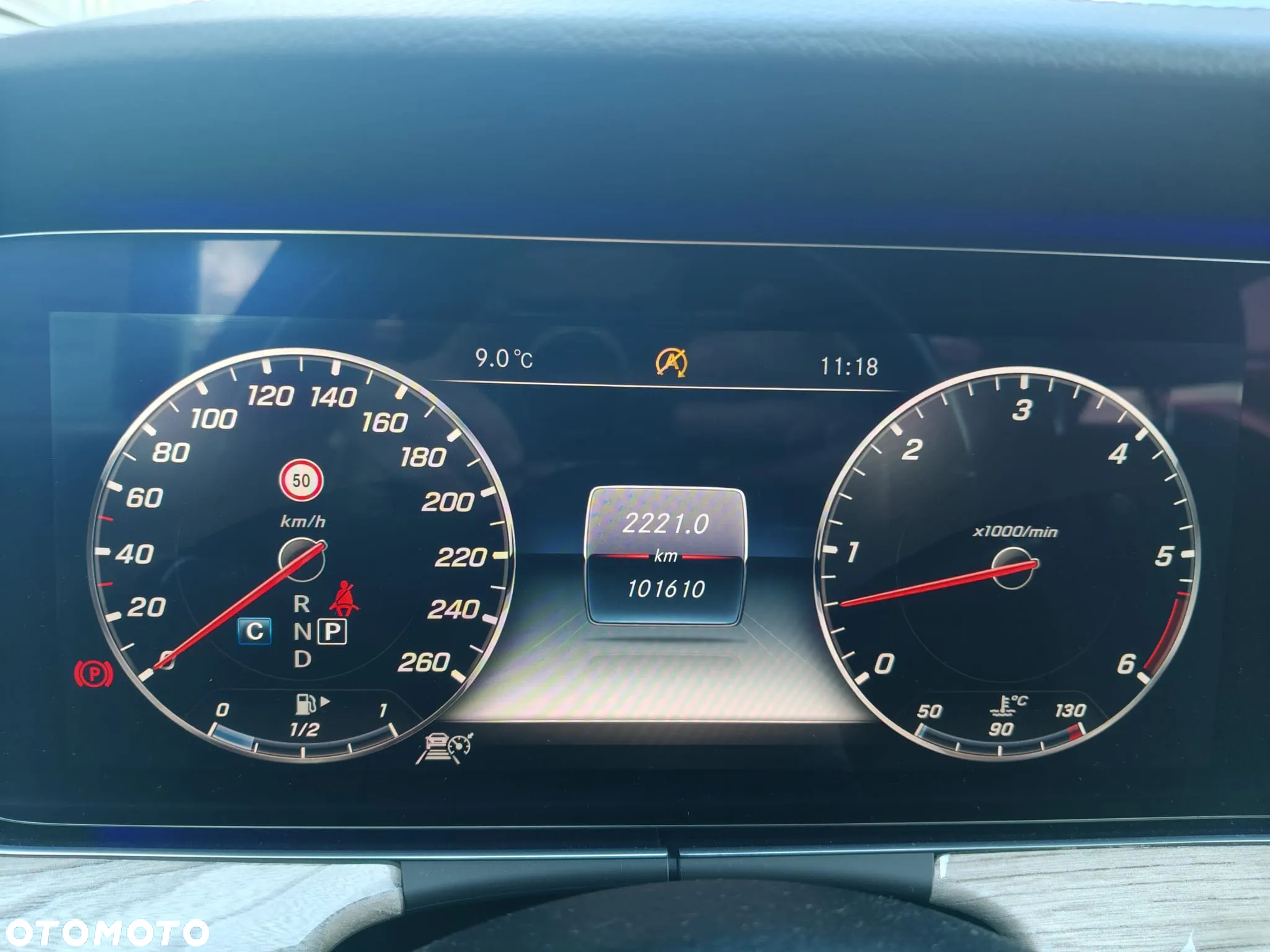 Mercedes-Benz CLS 350 d 4Matic 9G-TRONIC AMG Line - 31