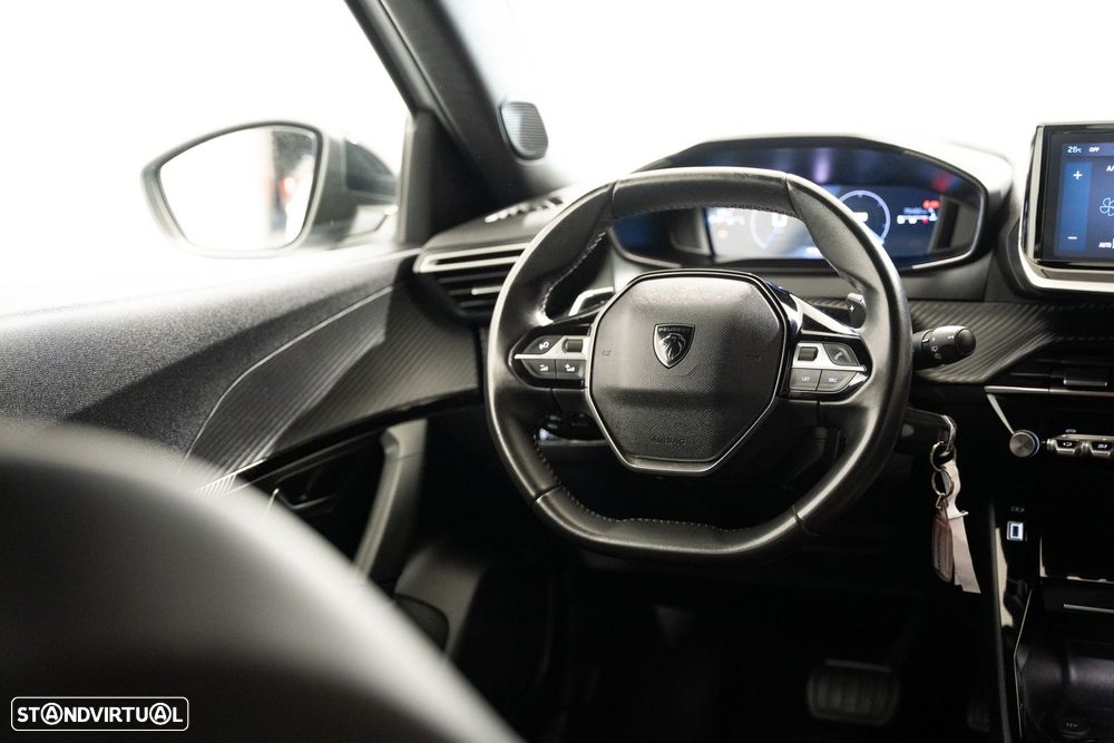 Peugeot 2008 1.2 PureTech Allure EAT8 - 12