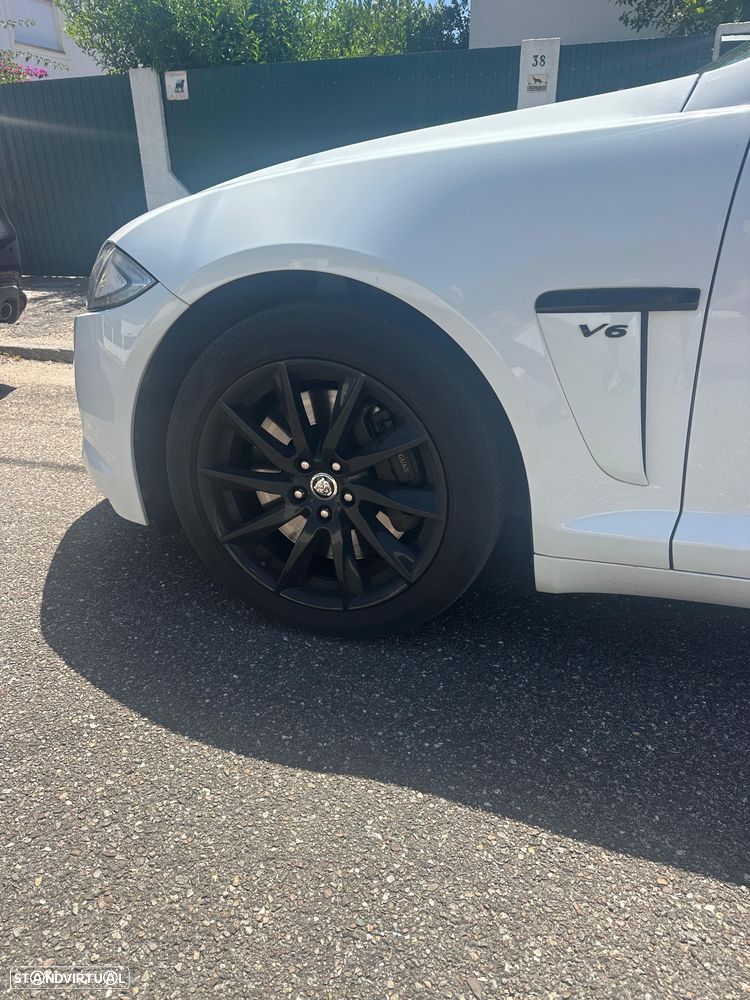 Jaguar XF 3.0 V6 S/C Premium Luxury - 2