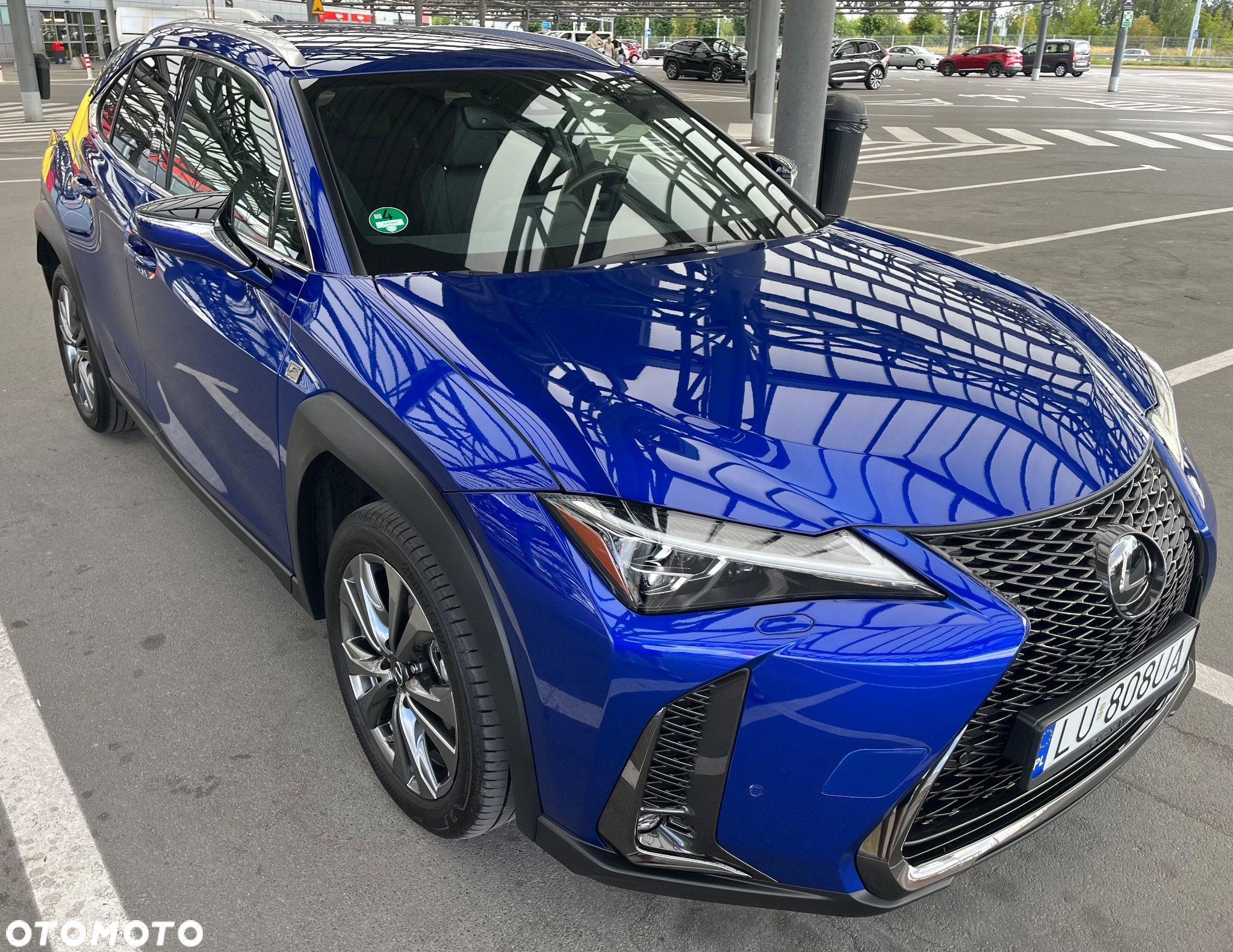 Lexus UX 250h (E-FOUR) F SPORT - 27