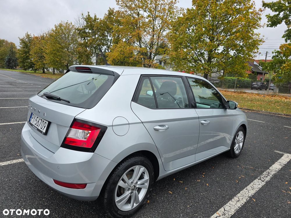Skoda Fabia 2021 photo 4