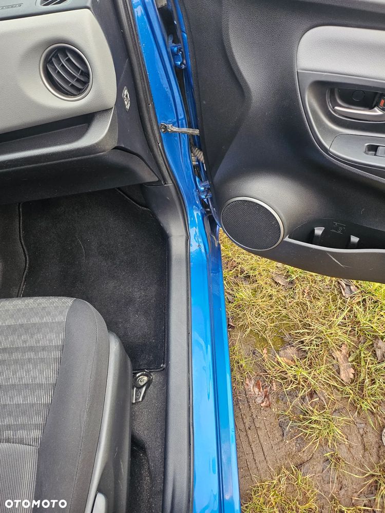 Toyota Yaris 1.33 VVT-i Style - 11