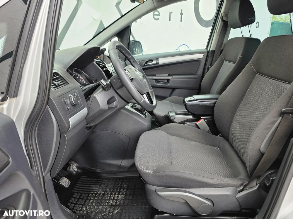 Opel Zafira - 6