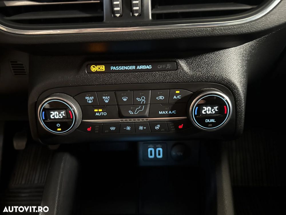 Ford Focus - 19