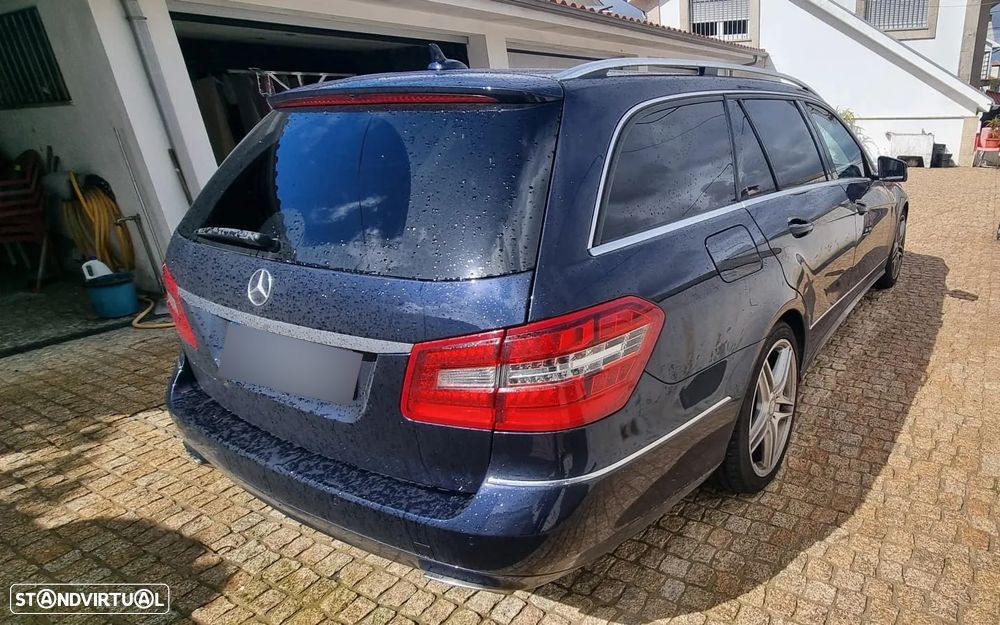 Mercedes-Benz E 250 CDi Avantgarde BlueEfficiency - 2