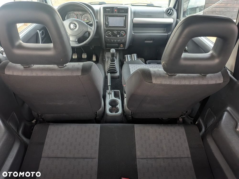 Suzuki Jimny 1.3 JX / Club - 13