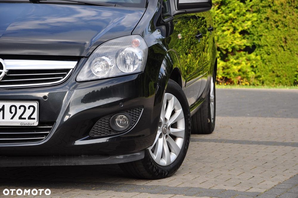 Opel Zafira 1.8 Cosmo - 7