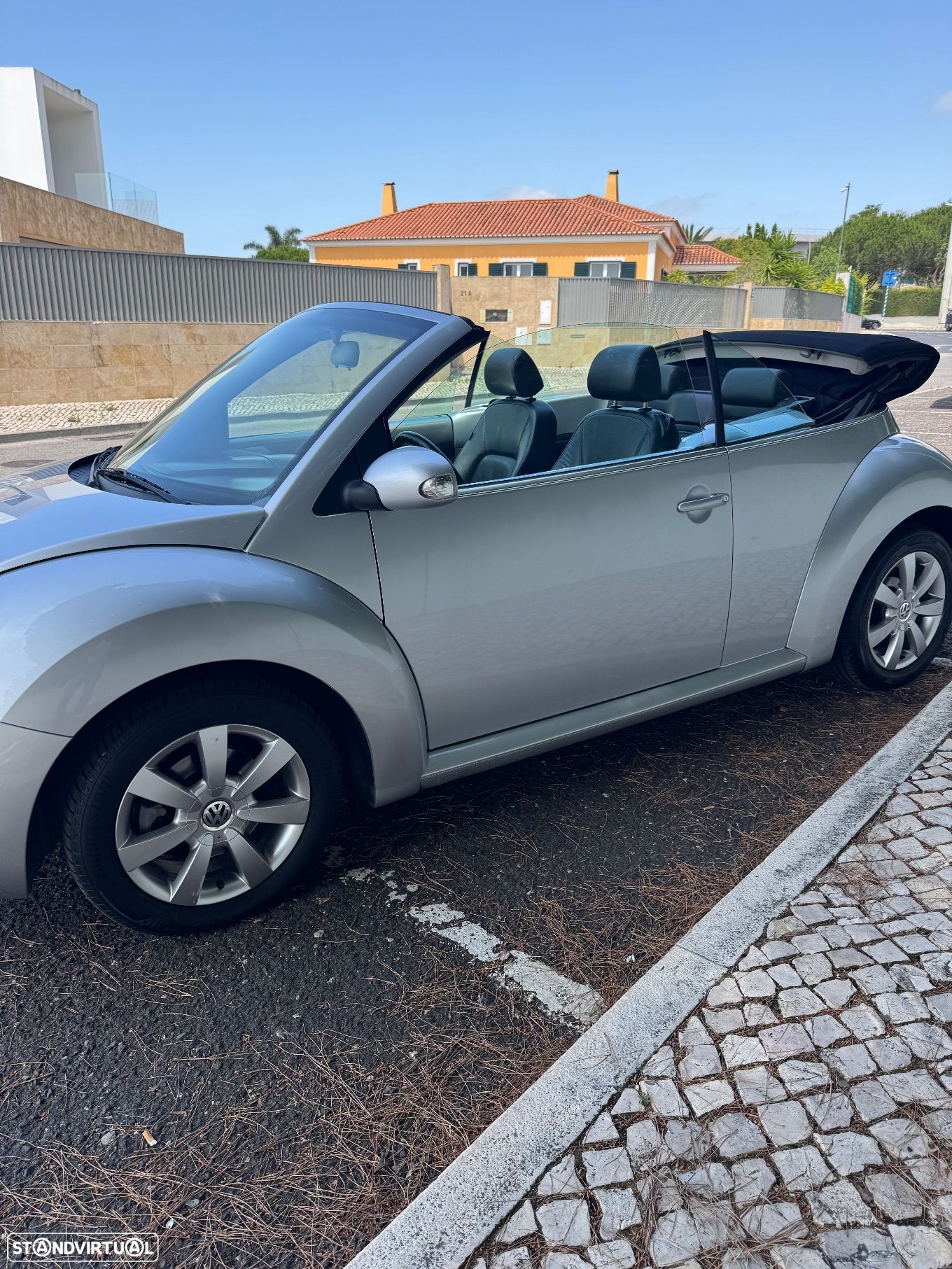 VW New Beetle Cabriolet 1.4 Top Couro - 1
