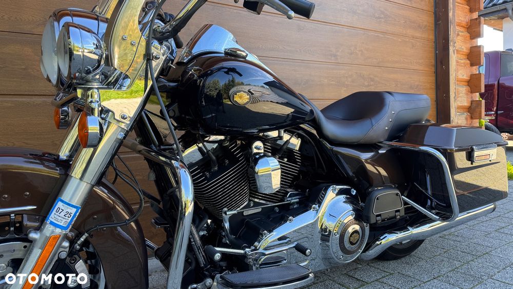Harley-Davidson Touring Road King - 8