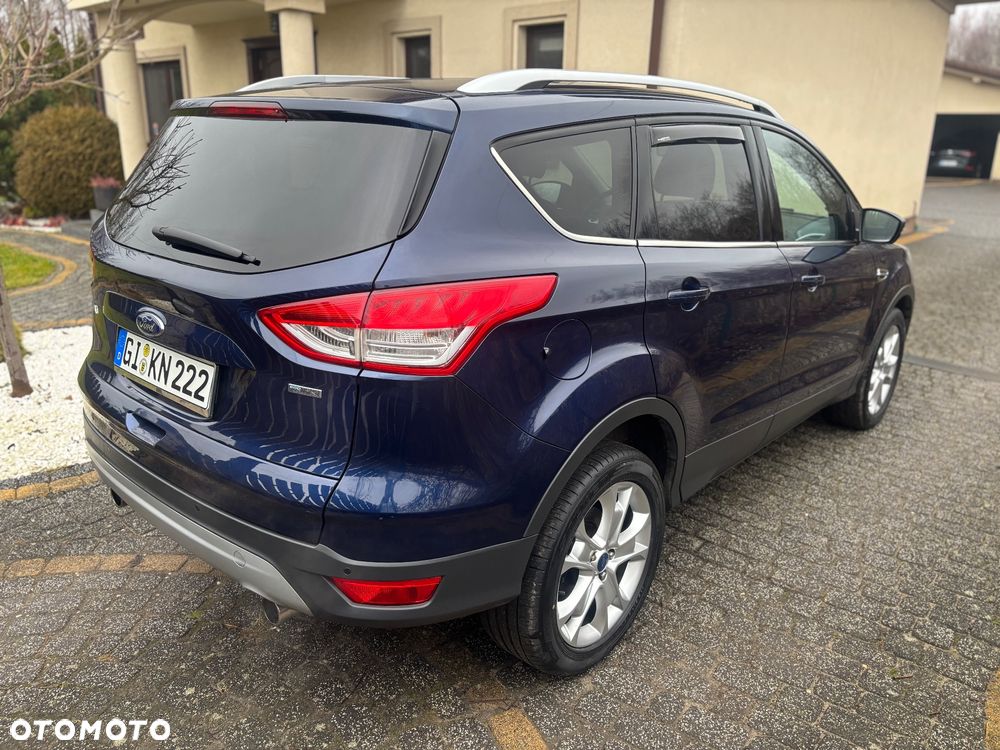 Ford Kuga 1.6 EcoBoost 2x4 Titanium - 6