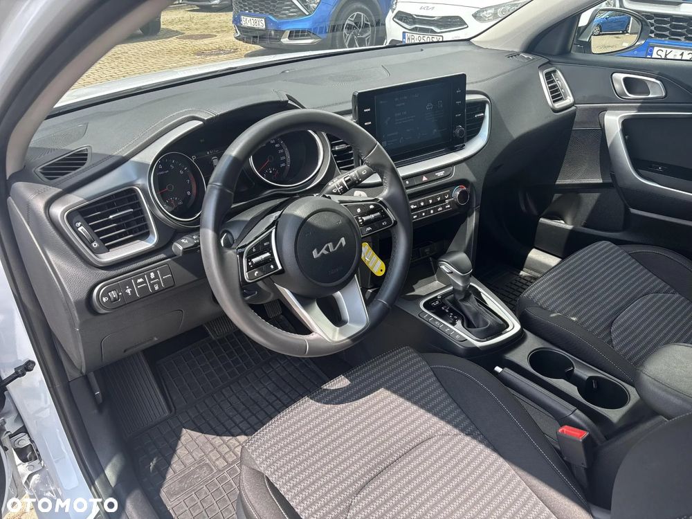 Kia Ceed 1.5 T-GDI M DCT - 9
