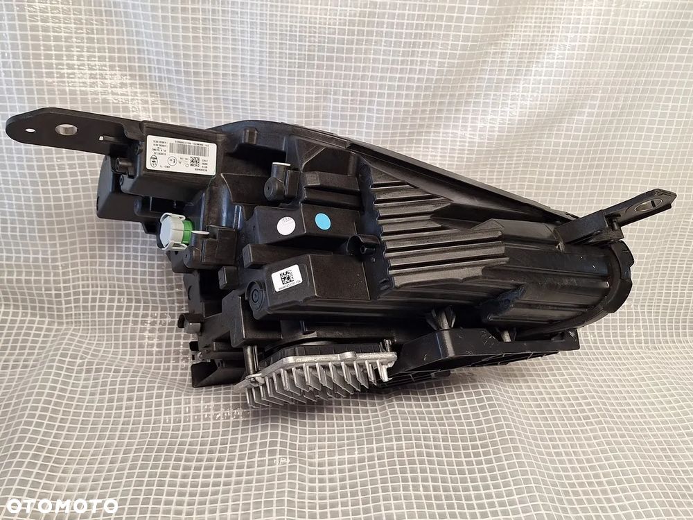 lampa przod maserati grecale m182 full led ciemna doswietlenie orginal NOWA - 12