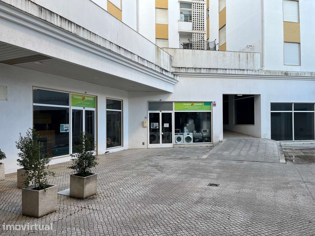 Loja com 115 m2 no Centro de Torres Vedras com Garagem - Grande imagem: 2/11