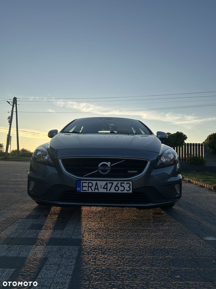 Volvo V40 D4 RDesign - 1