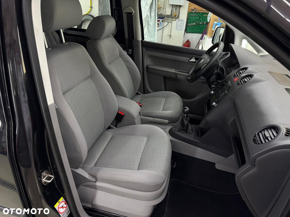 Volkswagen Caddy - 19