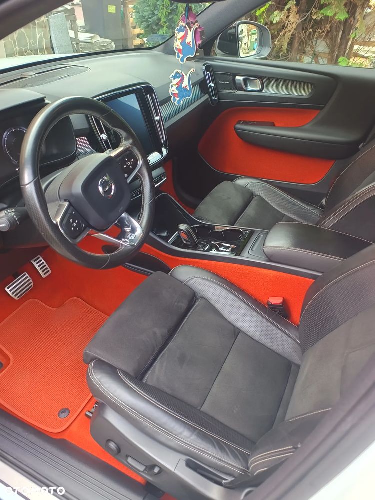 Volvo XC 40 D4 AWD R-Design - 7