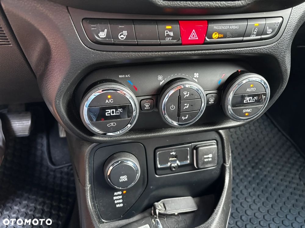 Jeep Renegade - 8