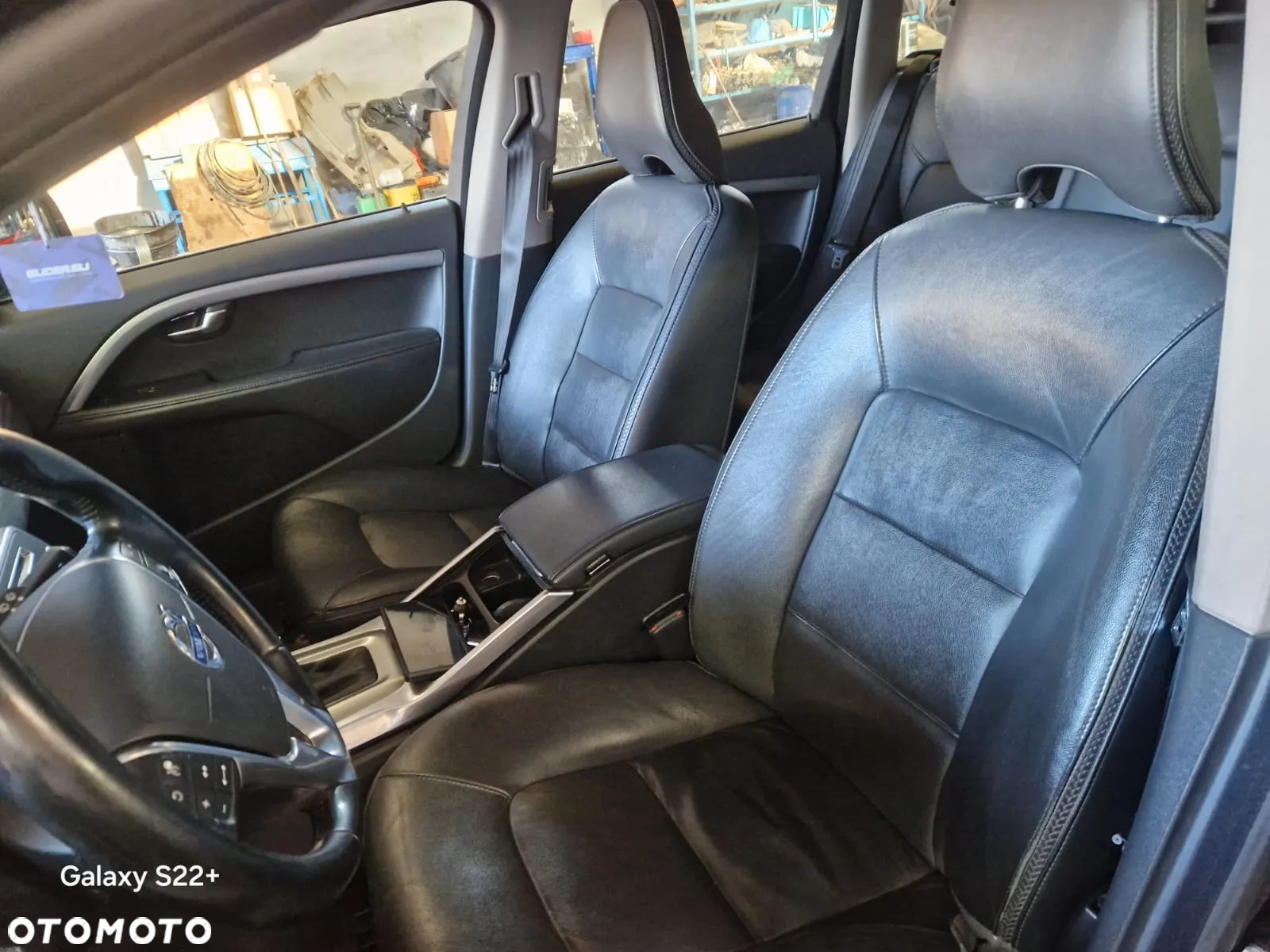 Volvo XC 70 D5 AWD Dynamic Momentum - 4