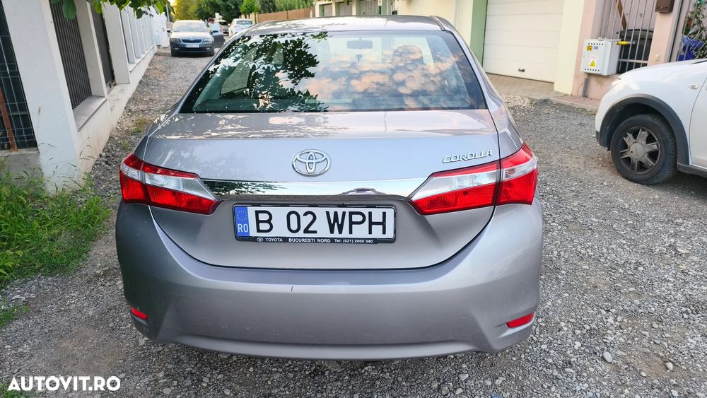 Toyota Corolla 1.6 Valvematic Terra - 9