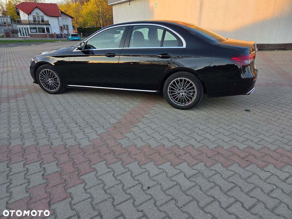 Mercedes-Benz Klasa E - 9