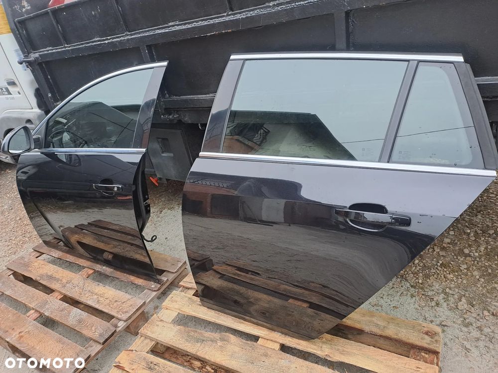 Opel Insignia A błotnik lewy kod lakieru Z20R i inne EU - 5