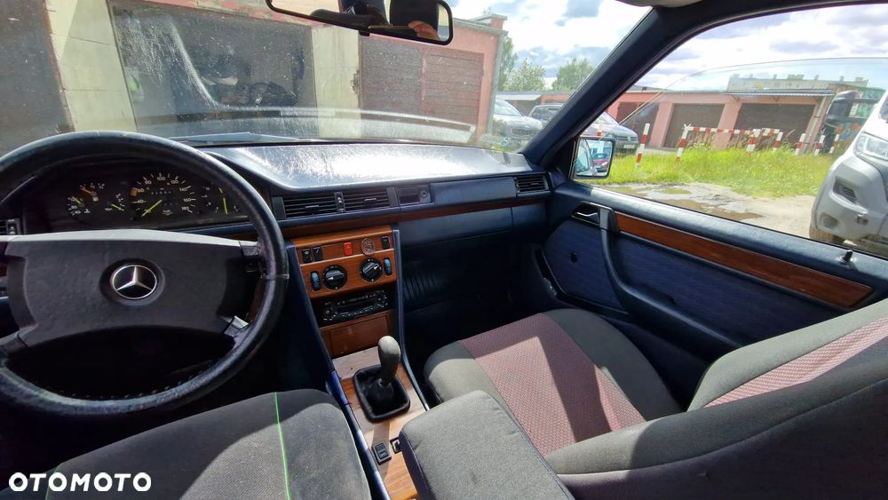 Mercedes-Benz W124 (1984-1993) - 2