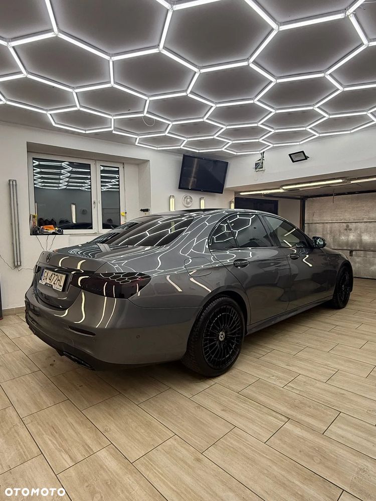 Mercedes-Benz Klasa E - 11