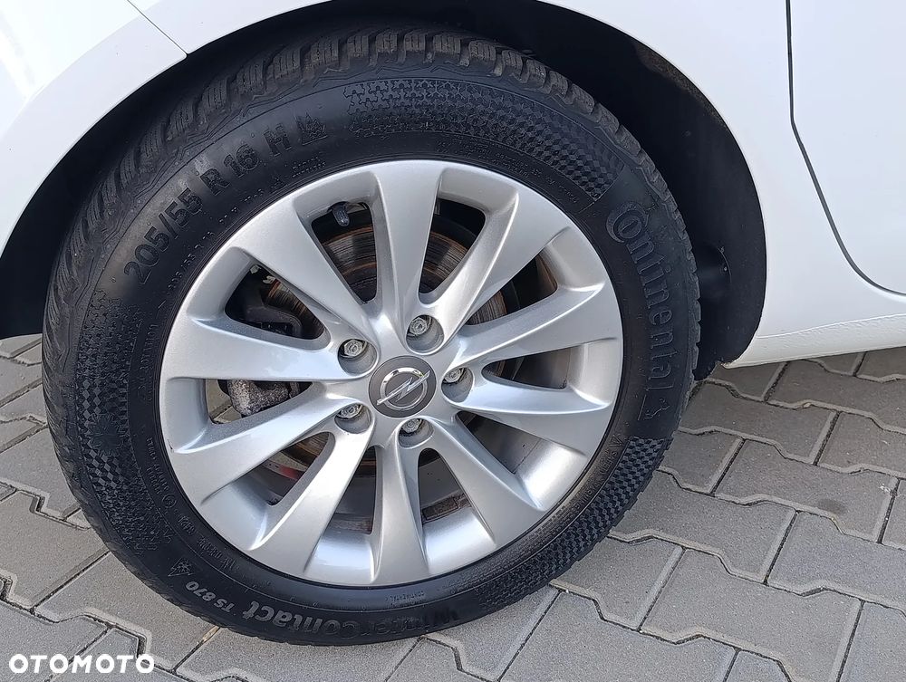 Opel Meriva - 12